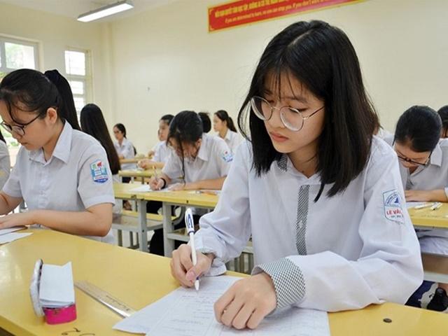 Nên kết hợp giữa việc học thêm và tự học